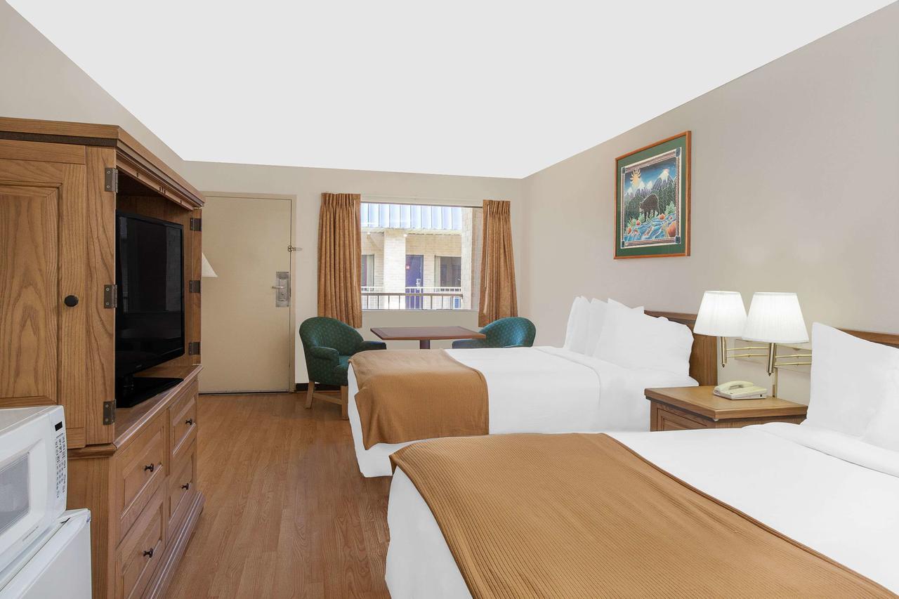 Knights Inn Crockett Esterno foto